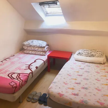 Art Beaubourg Homestay