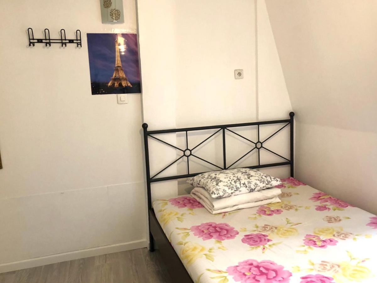 Homestay Art Beaubourg Paris